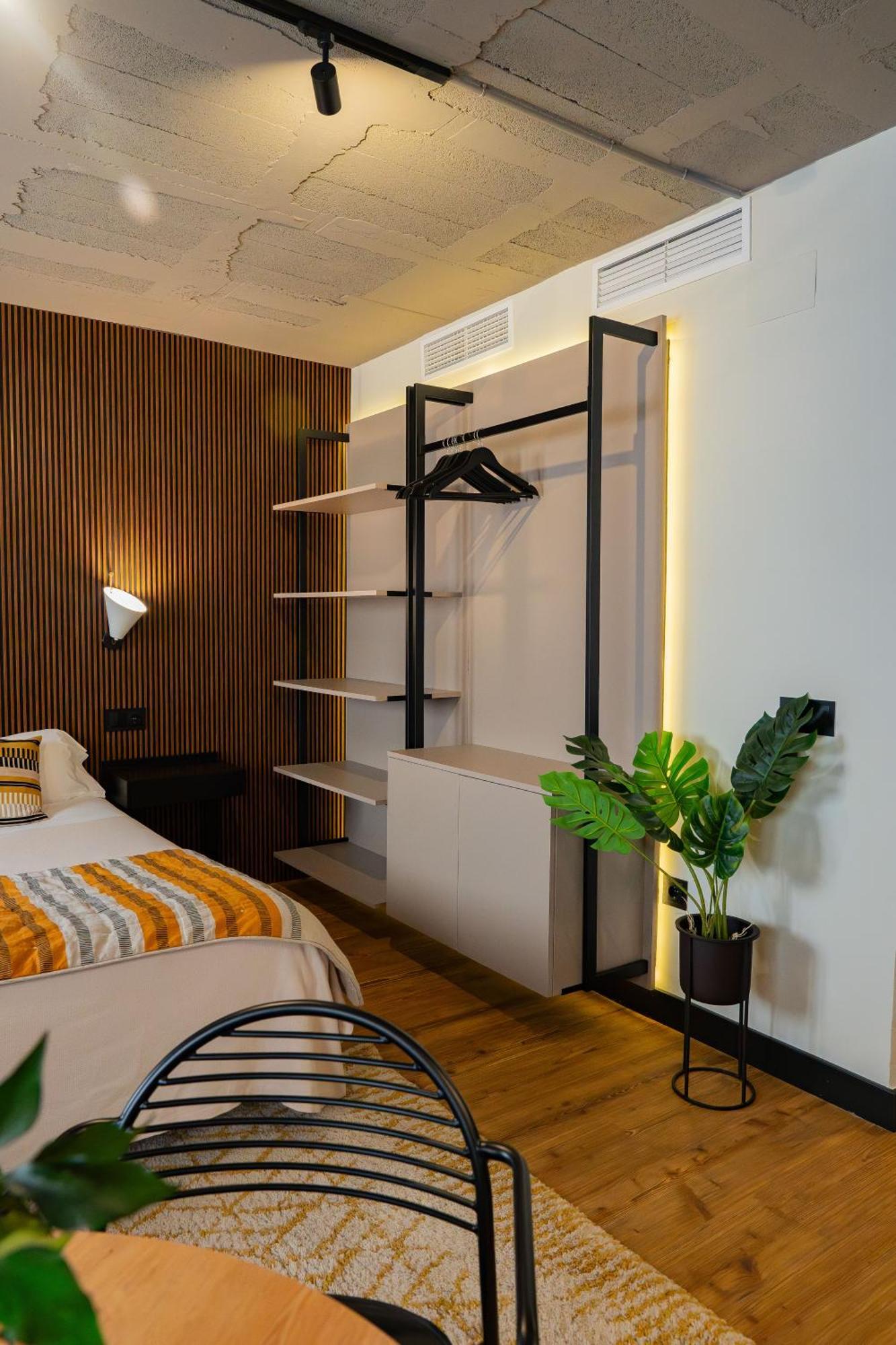 Bubu By Charming * Malaga
